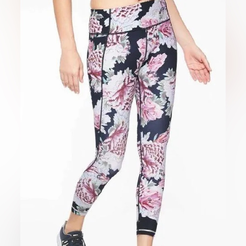 Athleta Run Free Garden Party pink & black Leggings size XSP